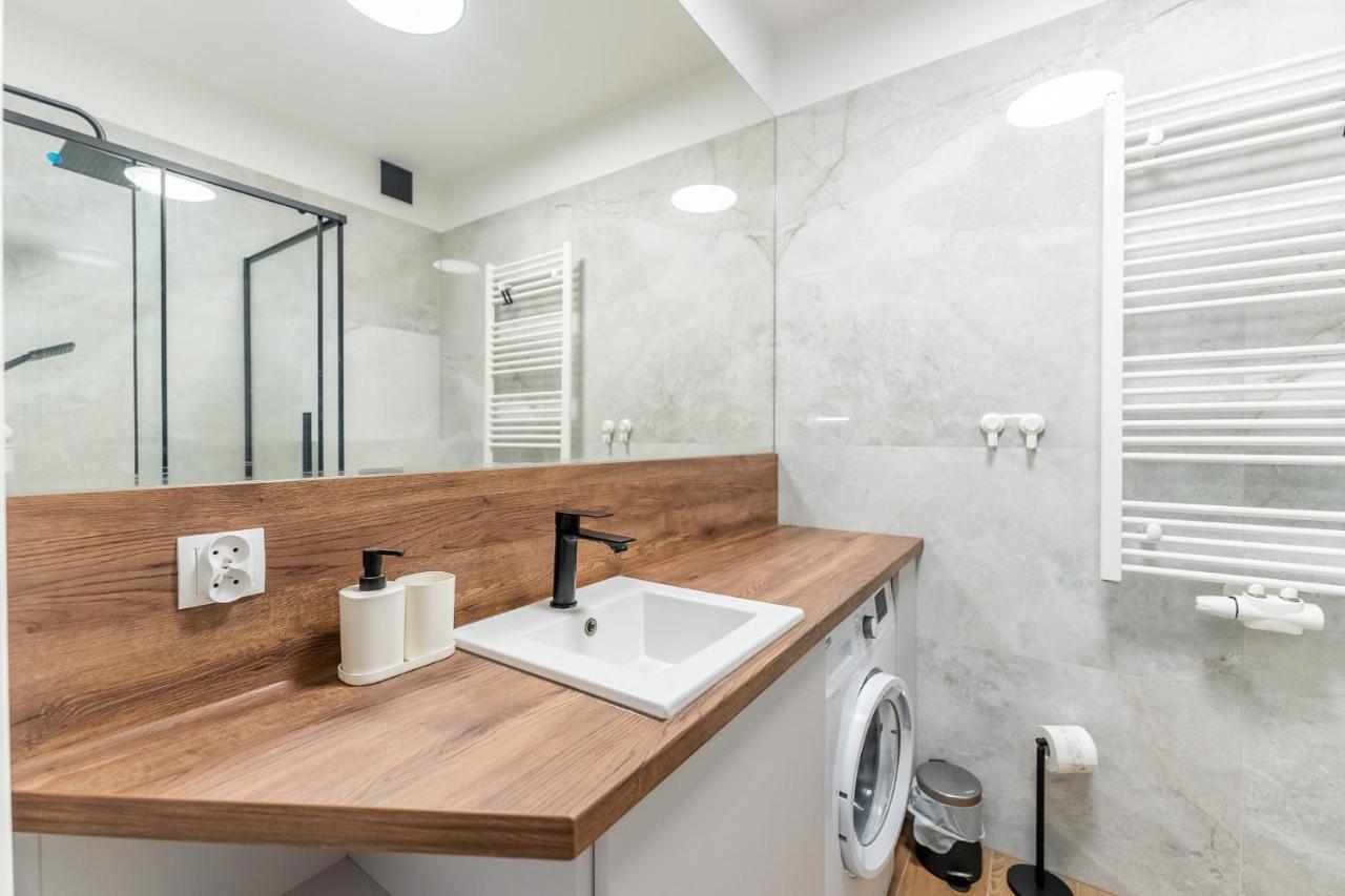Apartamenty Promenada - Fredry 2 Kolobrzeg Bagian luar foto